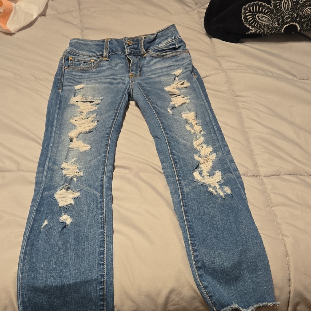 American Eagle Outfitters Blue Ripped Ankle Jeans